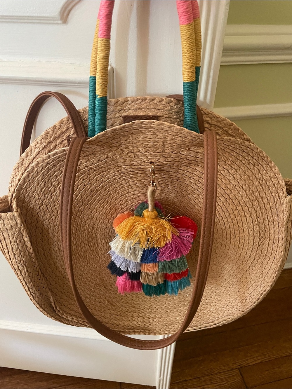 RAFFIA  bag with  Multicolor Tassel pompom